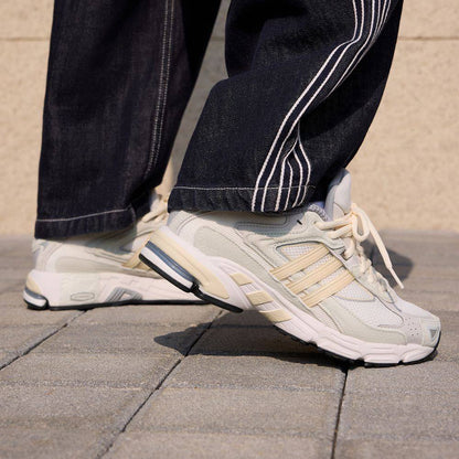 Adidas Response CL